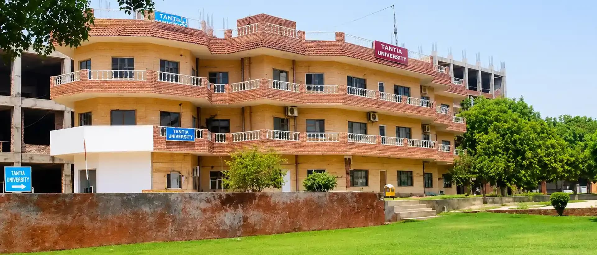 Dr S.S. Tantia Medical College Hospital & Research Centre